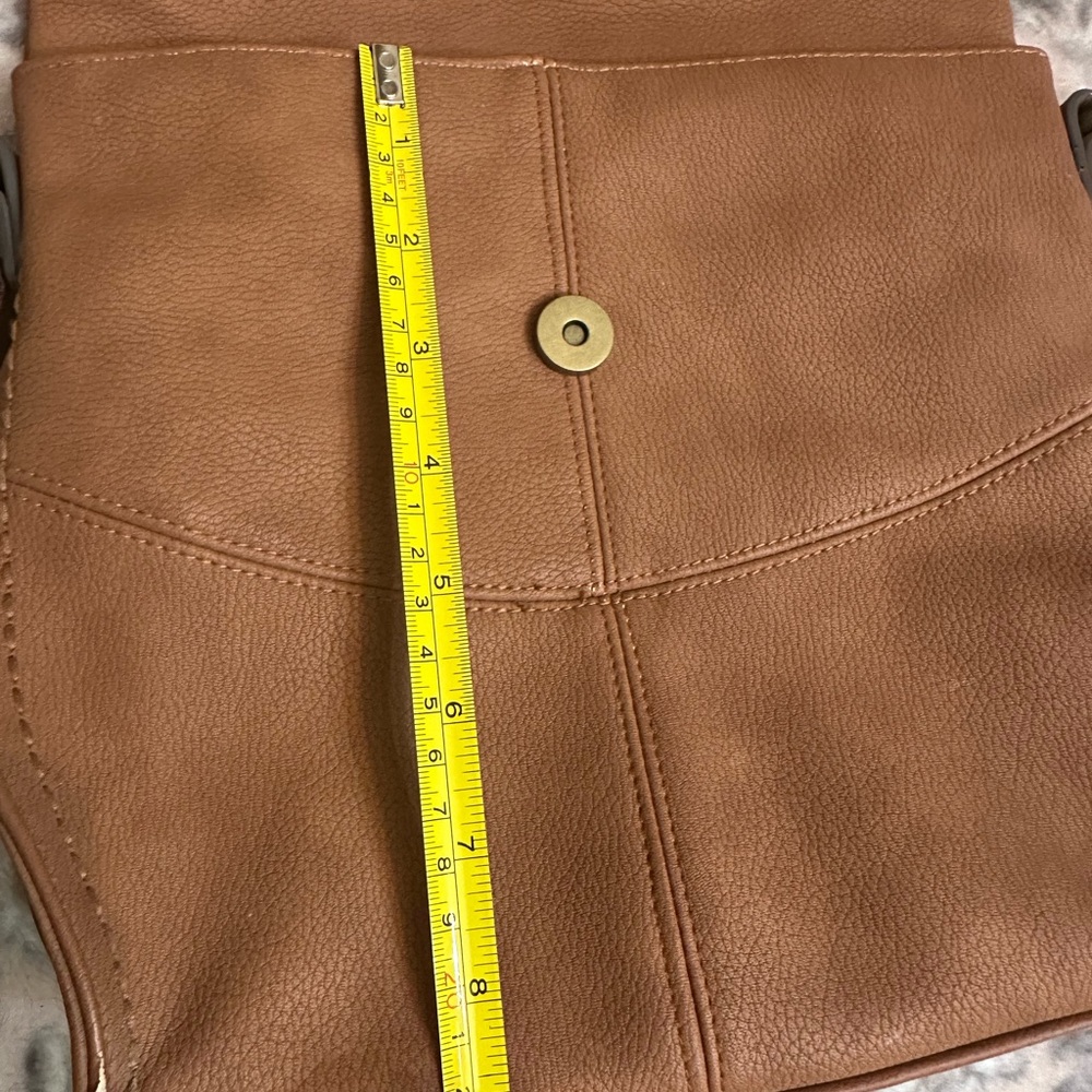 Chic Brown Faux Leather Crossbody Bag - Picture 9 of 10